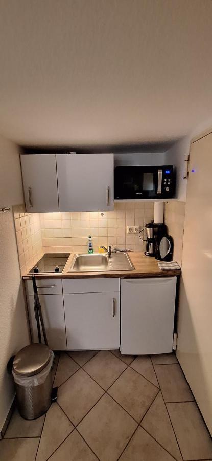 Zimmer Im Ug Direkt In Der Innenstadt, Centrum شفيرين المظهر الخارجي الصورة